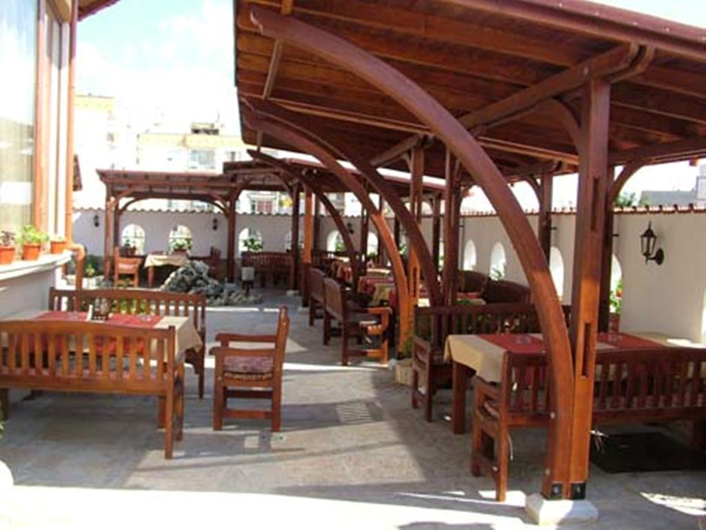 Family Hotel St. Constantine And Helena Ivaylovgrad Eksteriør billede